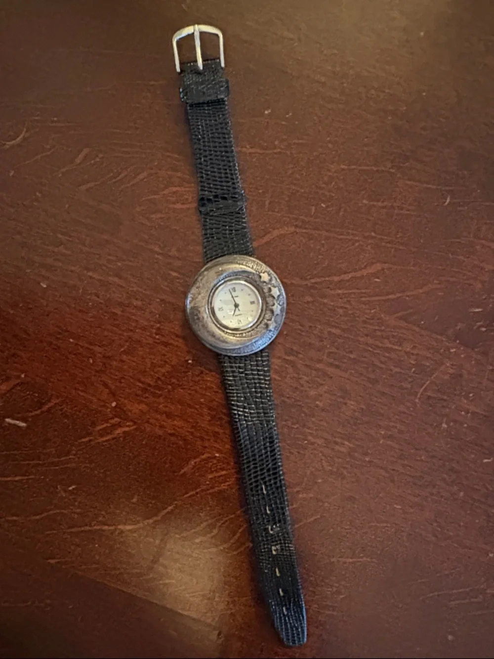 Vintage-Inspired Moon & Stars Silver Women's Watch - Picture 3 of 5